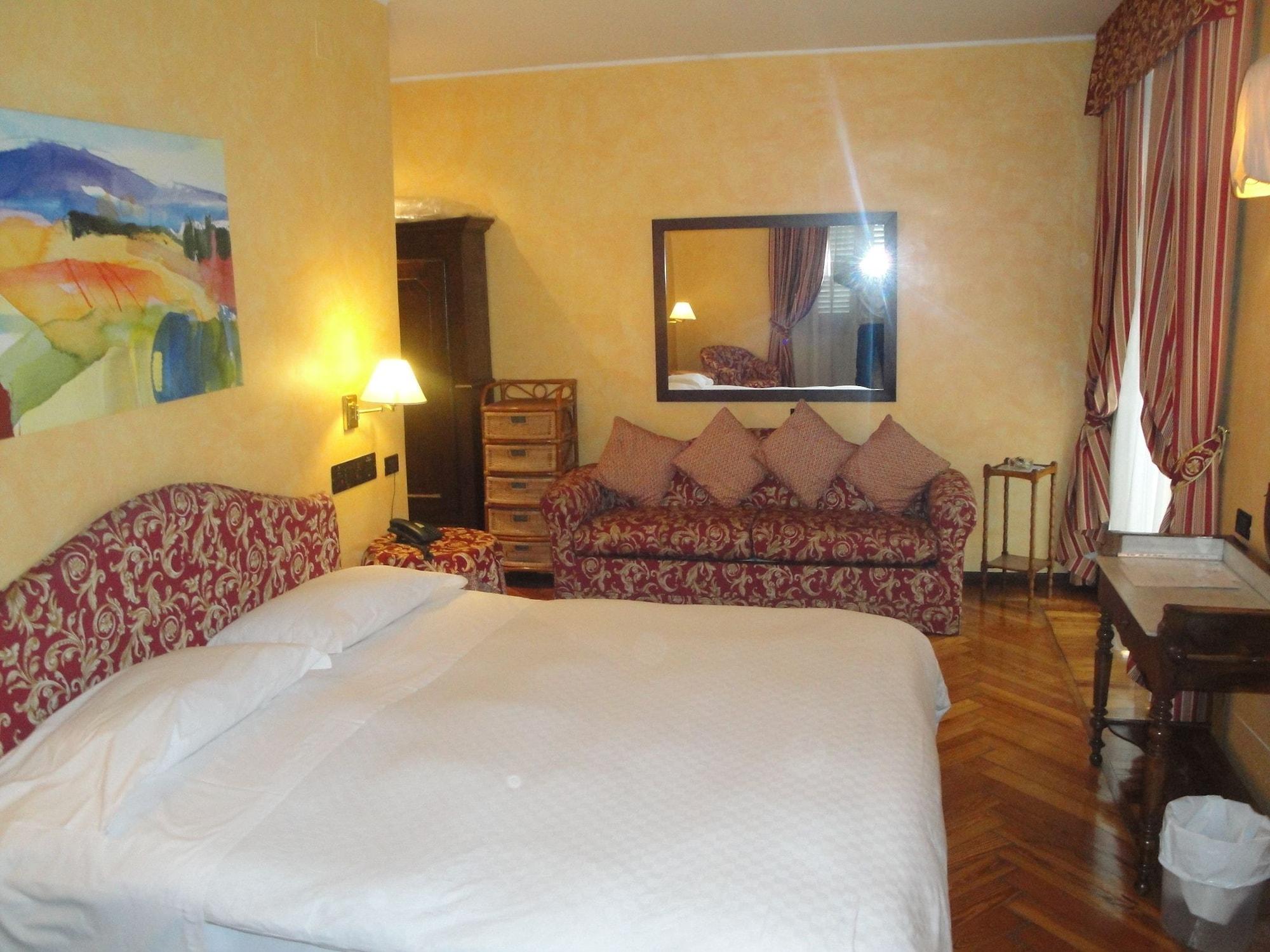 Hotel Due Mondi Turin Bagian luar foto