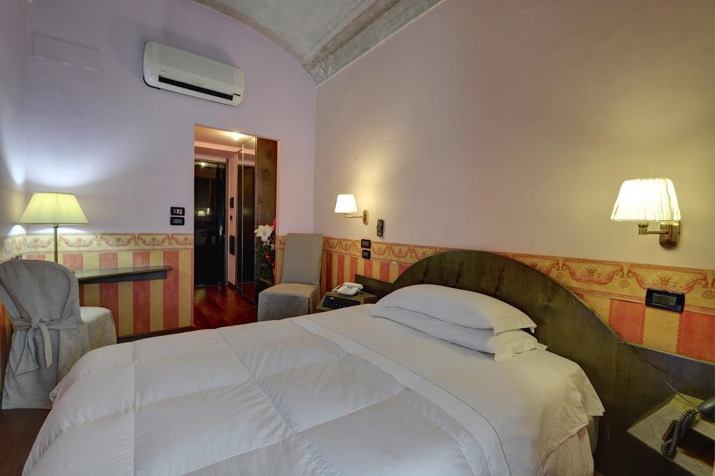 Hotel Due Mondi Turin Bagian luar foto